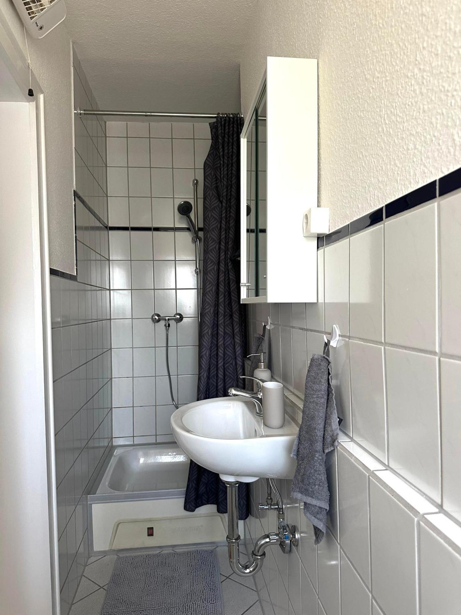 W32 Apartment